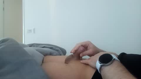 Snapshot of uwvvlvip chatting on December 30, 2024, 2:09 am uwvvlvip online show from December 30, 2024, 2:09 am