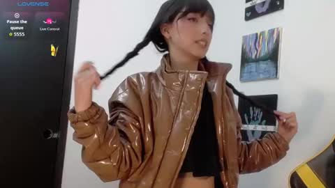 v1cky_ online show from October 10, 2025, 10:42 pm