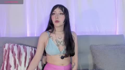Snapshot of v1cky_ chatting on June 10, 2026, 1:06 am v1cky_ online show from June 10, 2026, 1:06 am