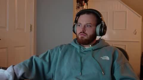 v_for_veng online show from March 2, 2025, 11:42 pm