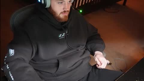 v_for_veng online show from March 18, 2026, 3:09 am