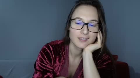 Snapshot of va_len_sea_ya chatting on January 5, 2025, 6:56 pm Valensiya online show from January 5, 2025, 6:56 pm