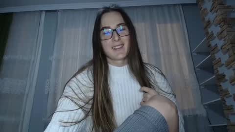 Snapshot of va_len_sea_ya chatting on February 6, 2025, 11:15 pm Valensiya online show from February 6, 2025, 11:15 pm