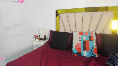 Snapshot of vahiolet_fuentes chatting on October 28, 2025, 3:10 am vahioleth online show from October 28, 2025, 3:10 am