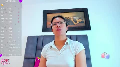 Vahiolet smith online show from May 20, 2026, 3:13 am