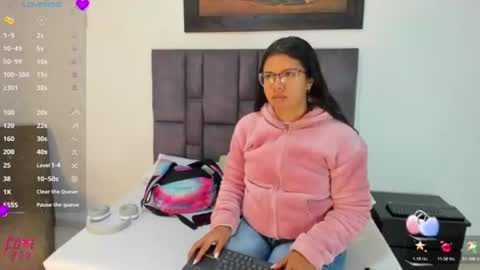 Vahiolet smith online show from July 30, 2026, 10:58 am