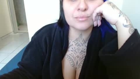 Snapshot of vaholiver chatting on May 31, 2026, 5:09 pm Vah Oliver online show from May 31, 2026, 5:09 pm