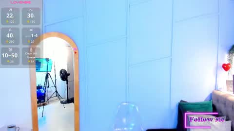 Vaiolet Harris online show from June 14, 2026, 11:56 am