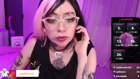 Snapshot of vainilla_l chatting on February 13, 2025, 4:00 am Vainilla Independent model online show from February 13, 2025, 4:00 am