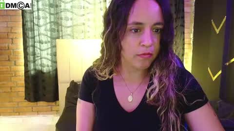 vaiolet online show from March 11, 2026, 8:26 pm