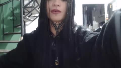 Snapshot of vaiolet_miss chatting on October 14, 2025, 5:30 am vaiolet online show from October 14, 2025, 5:30 am