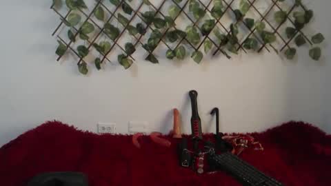 Snapshot of vaiolet_miss chatting on November 10, 2025, 1:54 pm vaiolet online show from November 10, 2025, 1:54 pm