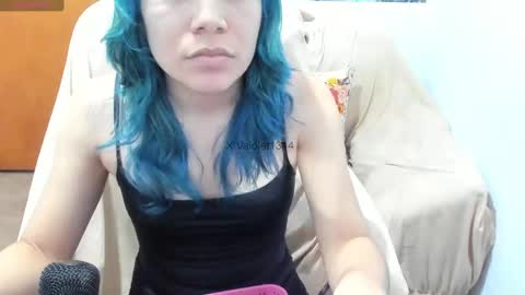 Vaiolet1314 online show from October 4, 2025, 2:31 am