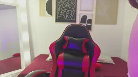 val_dreams7 online show from June 15, 2026, 8:22 pm