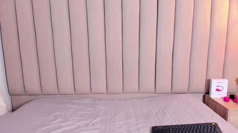 Snapshot of vale_n_matt chatting on December 21, 2024, 8:07 am Samantha y Matt online show from December 21, 2024, 8:07 am