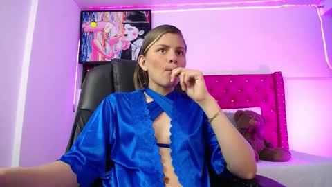 valeamaya online show from March 7, 2025, 8:11 pm