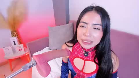 Snapshot of valecute_ chatting on June 9, 2026, 8:20 pm Vale online show from June 9, 2026, 8:20 pm