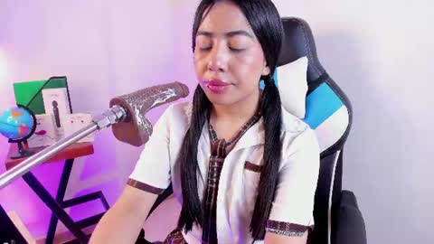 Snapshot of valecute_ chatting on June 11, 2026, 8:51 pm Vale online show from June 11, 2026, 8:51 pm