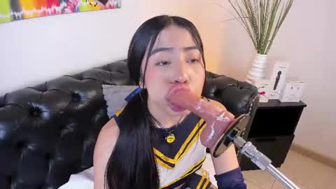 Snapshot of valecute_ chatting on June 22, 2026, 8:28 pm Vale online show from June 22, 2026, 8:28 pm