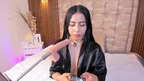 Snapshot of valecute_ chatting on July 12, 2026, 9:06 pm Vale online show from July 12, 2026, 9:06 pm