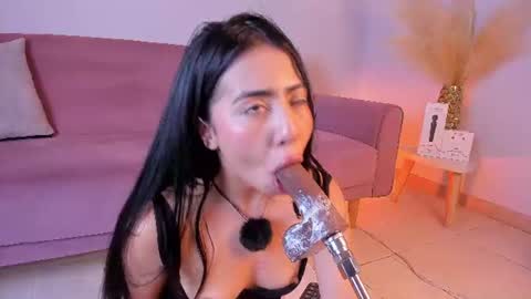Snapshot of valecute_ chatting on July 28, 2026, 9:03 pm Vale online show from July 28, 2026, 9:03 pm