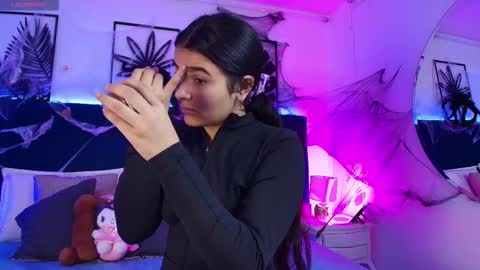 Snapshot of valeery_gomez chatting on October 27, 2025, 8:02 pm Tifanny online show from October 27, 2025, 8:02 pm