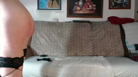 Snapshot of valemer chatting on March 4, 2025, 5:34 pm Cheating Slut online show from March 4, 2025, 5:34 pm