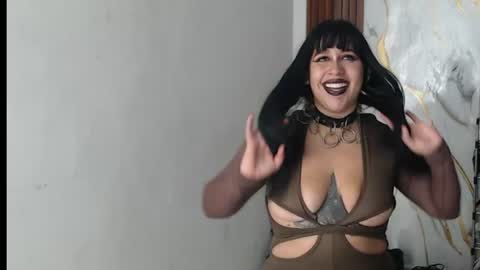 Snapshot of valen_ross7 chatting on June 11, 2026, 5:44 pm valen_ross7 online show from June 11, 2026, 5:44 pm