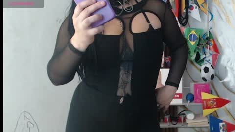 Snapshot of valen_ross7 chatting on June 14, 2026, 2:52 pm valen_ross7 online show from June 14, 2026, 2:52 pm