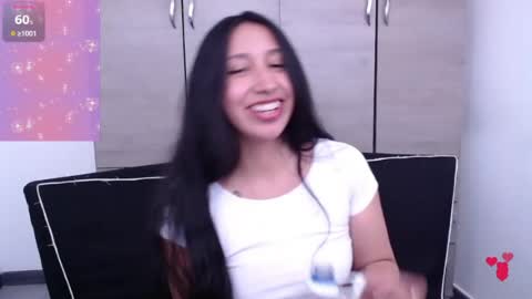 Snapshot of valen_tina33 chatting on July 29, 2026, 4:38 pm Valentina online show from July 29, 2026, 4:38 pm