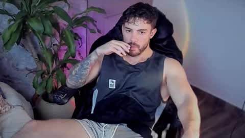 Snapshot of valenthinoking chatting on September 19, 2025, 11:27 pm valenthinoking online show from September 19, 2025, 11:27 pm