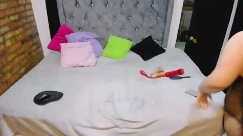 Valentina online show from September 20, 2025, 1:06 am