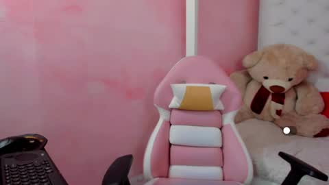 VALENTINA  online show from April 30, 2026, 3:35 am