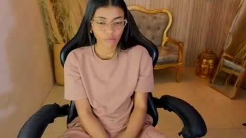 Snapshot of valentina_gomez_s chatting on July 13, 2026, 7:49 pm Valentina online show from July 13, 2026, 7:49 pm