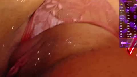 Snapshot of valentina_greco chatting on February 14, 2025, 4:52 pm Valentina online show from February 14, 2025, 4:52 pm