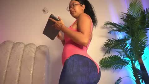 VALENTINA online show from July 30, 2026, 11:20 am