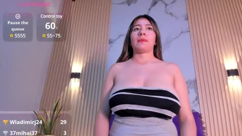 Snapshot of valentina_lux1 chatting on February 20, 2025, 9:11 am Valentina online show from February 20, 2025, 9:11 am