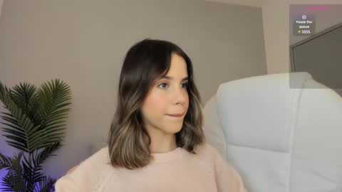 Snapshot of valentina_m17 chatting on February 27, 2025, 9:47 pm VALENTINA online show from February 27, 2025, 9:47 pm