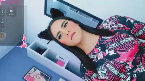 Snapshot of valentina_princess_ chatting on March 10, 2025, 5:43 am valentina_princess_ online show from March 10, 2025, 5:43 am