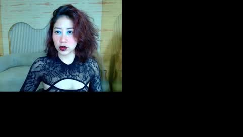 Snapshot of valentina_r_ chatting on October 21, 2025, 3:29 am Valentina online show from October 21, 2025, 3:29 am