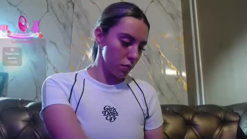 Valentina online show from October 10, 2025, 2:38 pm