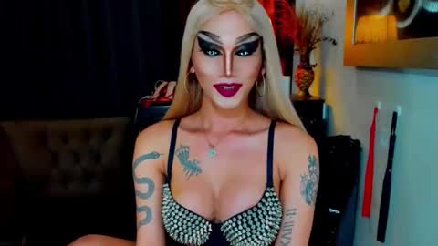 Snapshot of valentinadom95 chatting on March 23, 2026, 5:17 pm valentinadom95 online show from March 23, 2026, 5:17 pm