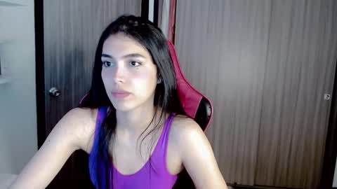 Valentina  online show from November 2, 2025, 1:41 am