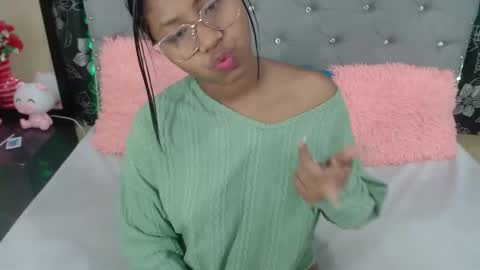 valentina vega online show from February 5, 2026, 4:17 am