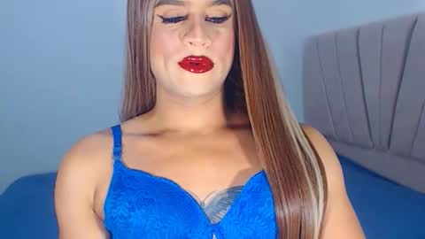 Snapshot of valentinaxxxdoll chatting on December 5, 2025, 6:26 pm VALENTINA online show from December 5, 2025, 6:26 pm