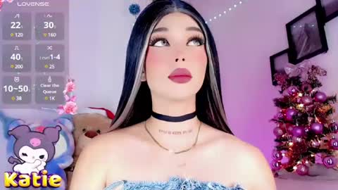 Snapshot of valentinne_marian chatting on December 14, 2024, 8:23 am Marian online show from December 14, 2024, 8:23 am