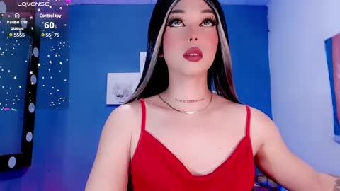 Snapshot of valentinne_marian chatting on January 13, 2025, 2:07 am Marian online show from January 13, 2025, 2:07 am