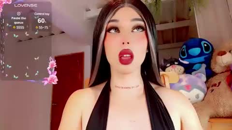 Snapshot of valentinne_marian chatting on February 16, 2025, 7:37 am Marian online show from February 16, 2025, 7:37 am