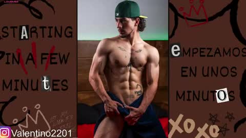 Snapshot of valentino_2201 chatting on May 24, 2026, 1:43 am Valentino - 15 OFF valentino2201 online show from May 24, 2026, 1:43 am