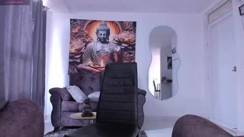 Snapshot of valentino_dossantos chatting on January 23, 2025, 7:51 pm online show from January 23, 2025, 7:51 pm